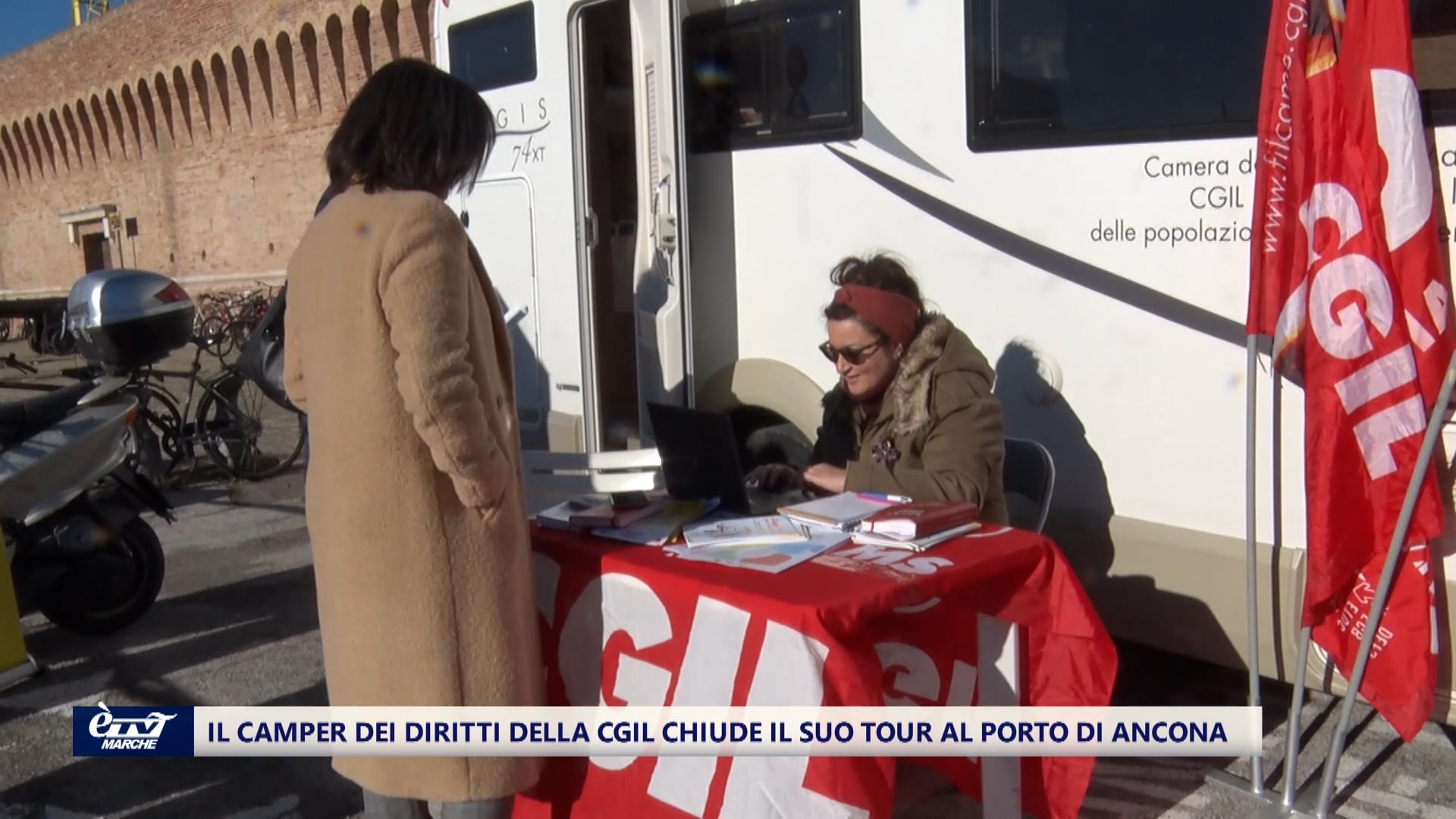 Il camper dei diritti della CGIL chiude il suo tour nell'Area Fincantieri del Porto di Ancona