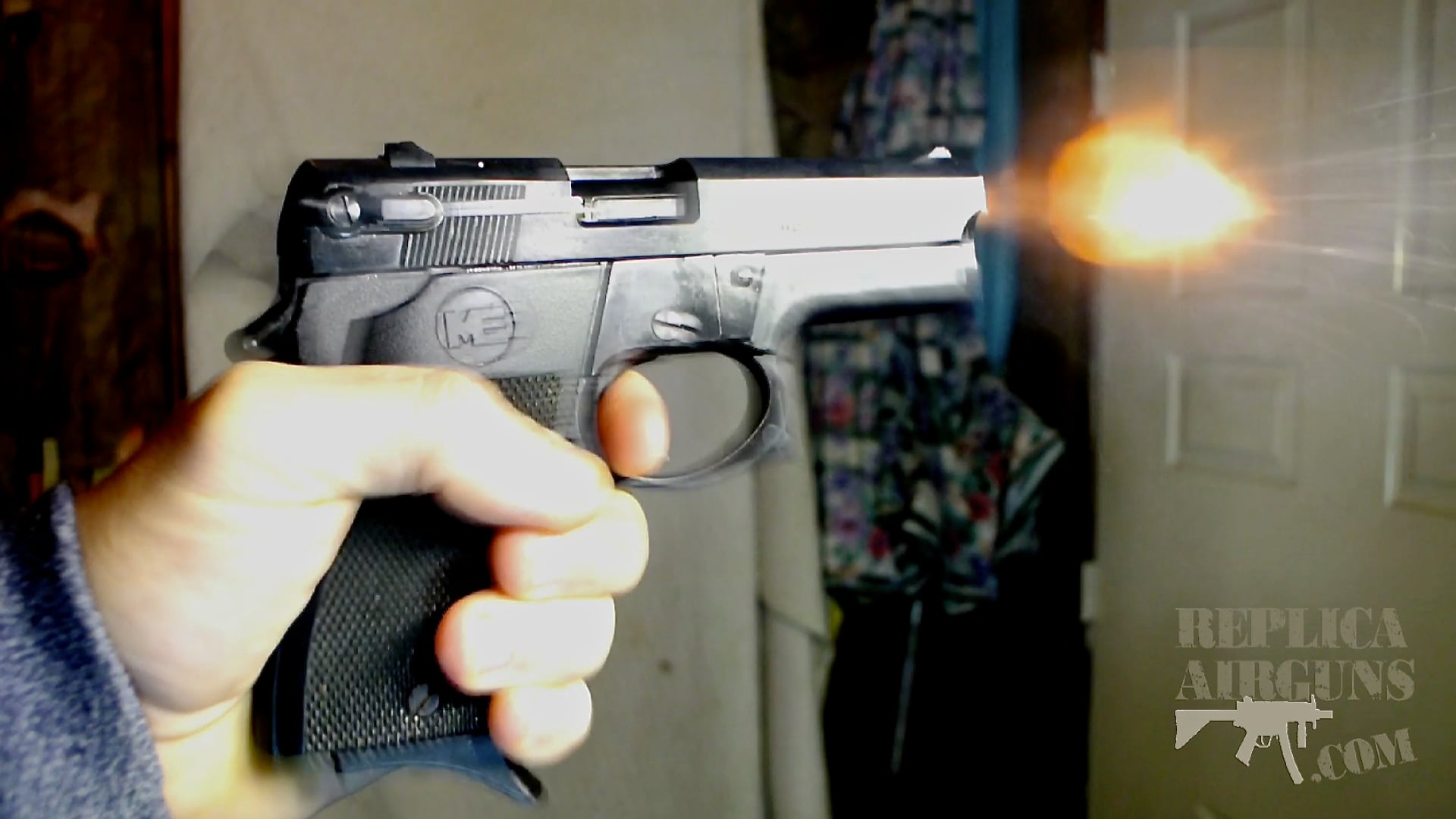 ME 9 Mini-Para 9mm P.A.K Blank Pistol Field Test Shooting Review