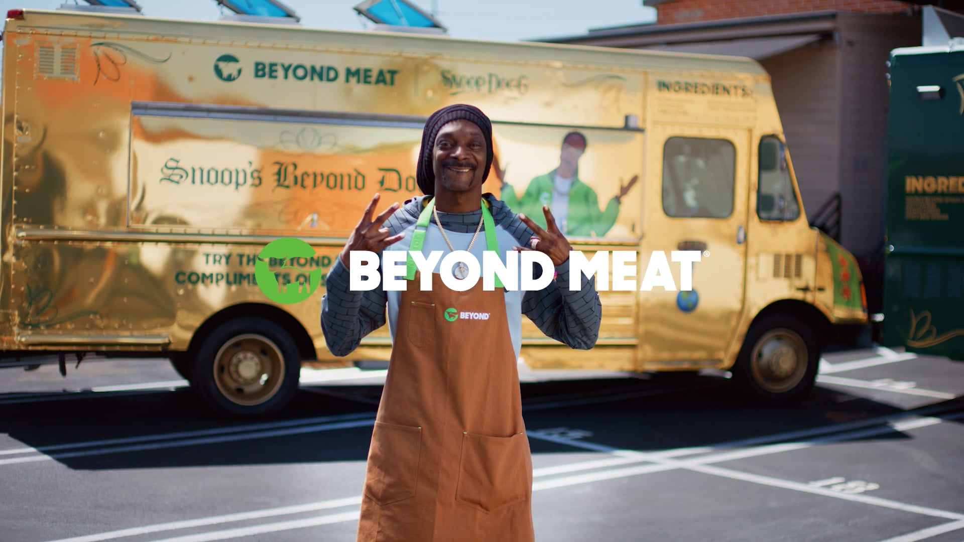 Beyond Meat NFL Week Snoop x Derwin