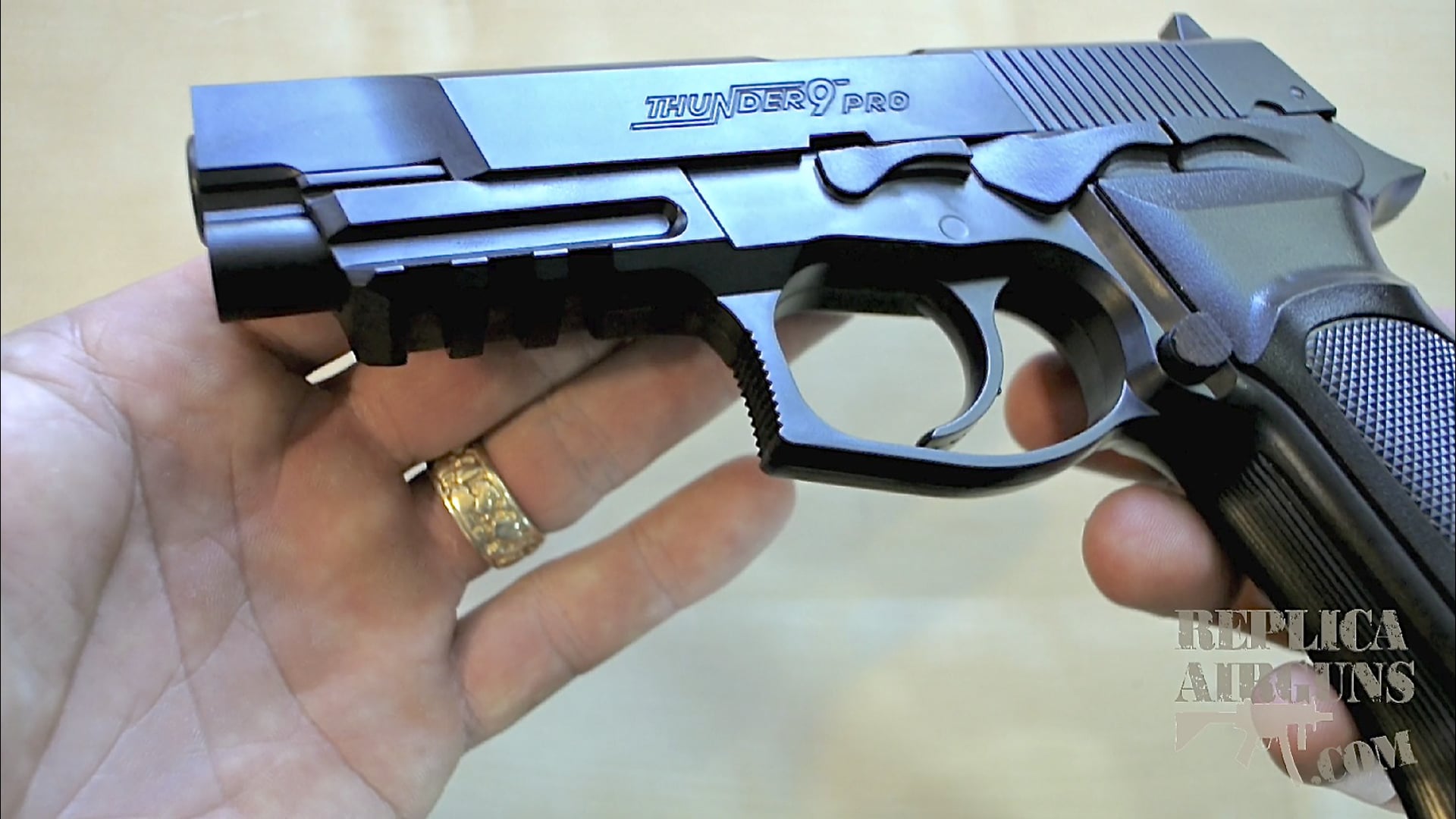 ASG Bersa Thunder 9 Pro CO2 BB Pistol Table Top Review