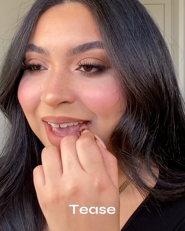 video MILANI Color Fetish Matte Lipstick