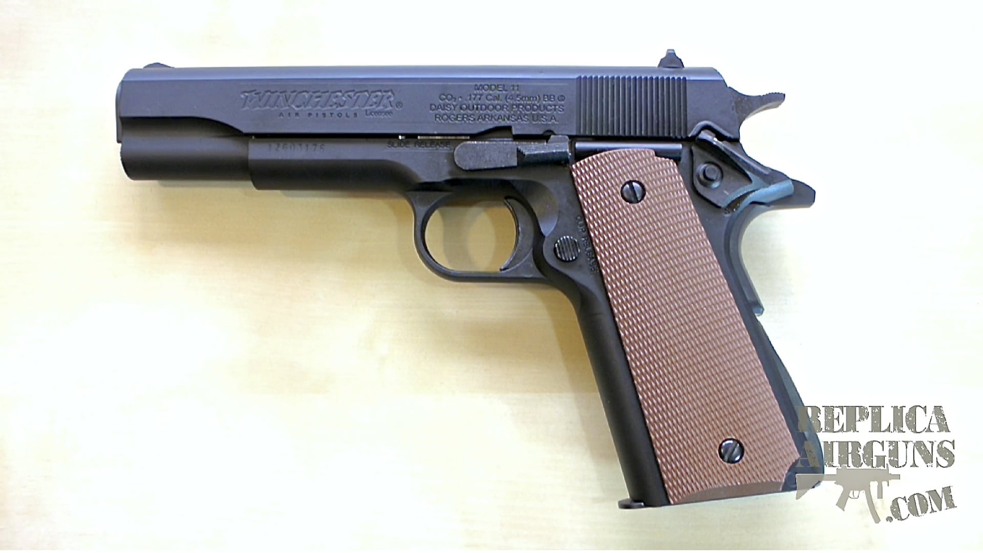Daisy Winchester Model 11 CO2 Blowback BB Pistol Table Top Review