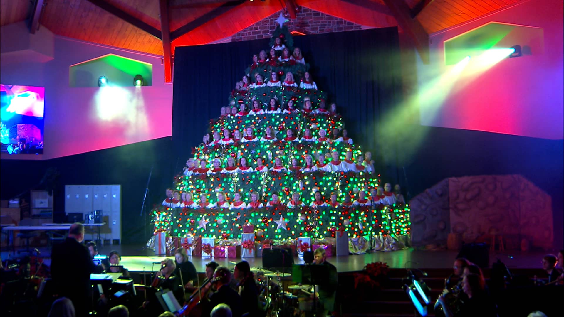 2021 Singing Christmas Tree on Vimeo
