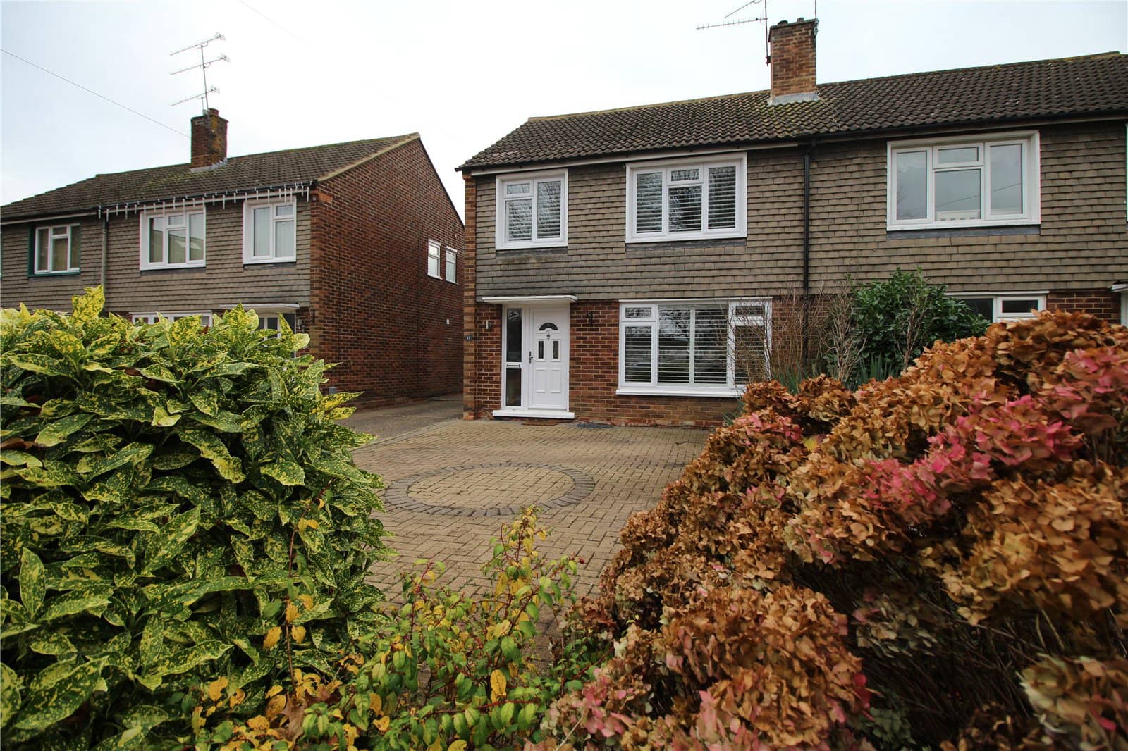 Oak Tree Close, Aldershot, GU12 4BE on Vimeo