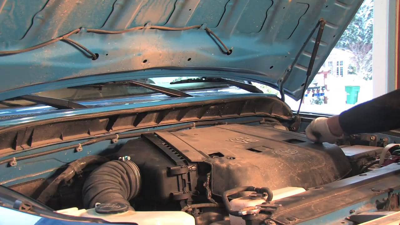 Howto Clean Mass Air Flow Sensor on Vimeo