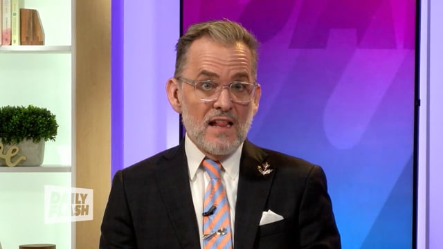 RELATED BLURRY NEAR VISION OF PRESBYOPIA | DR. SELINA MCGEE | DailyFlash