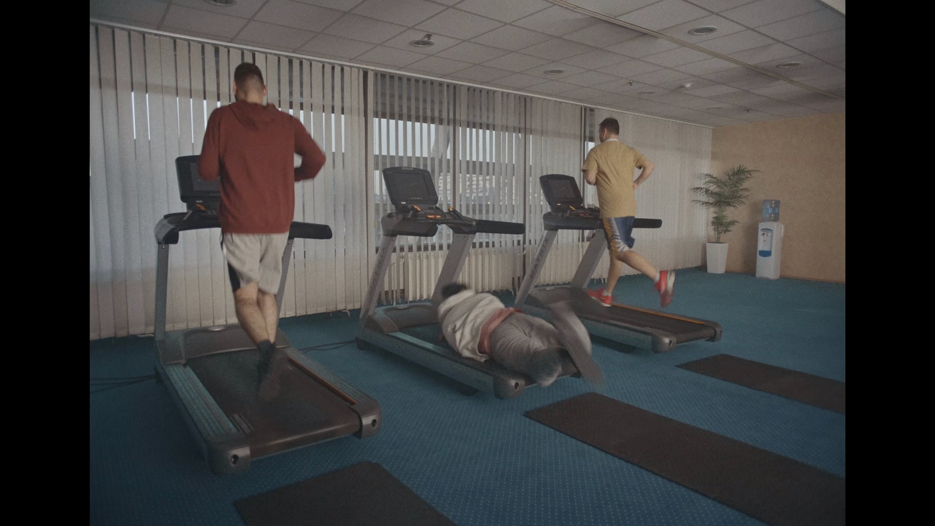Etisalat - Moonwalk