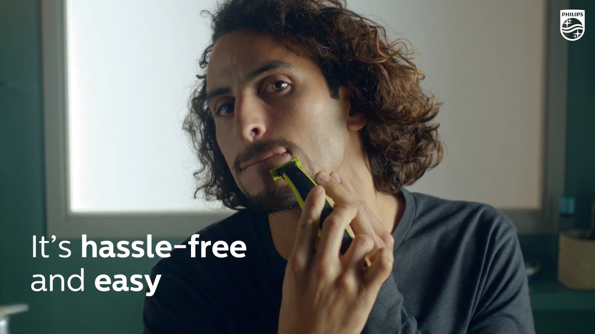 Philips OneBlade How To Replace The Blade on Vimeo