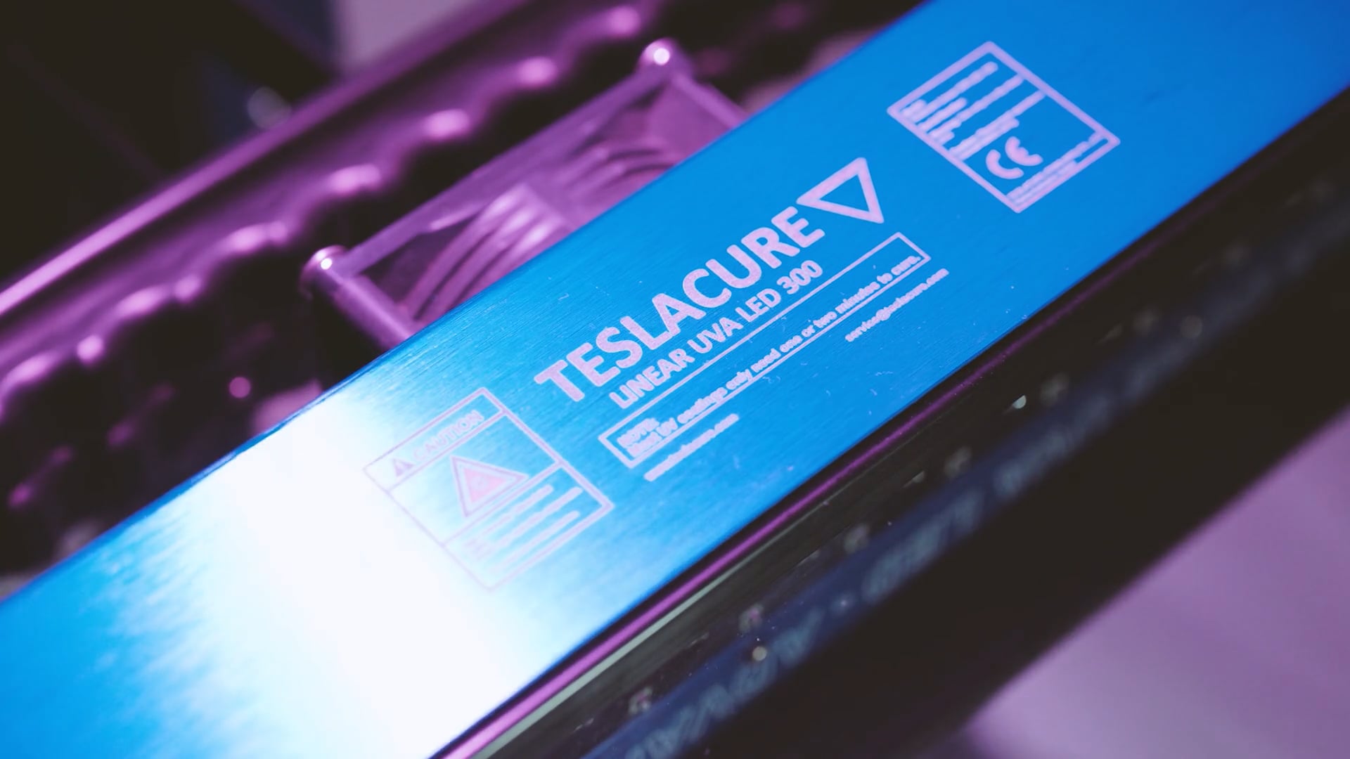 TESLACURE LINEAR UVA LED 300 HYBRID