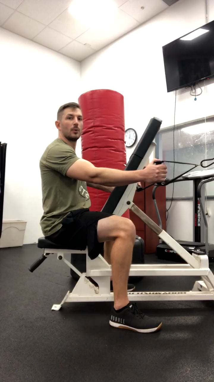 Chest Supported Cable Row on Vimeo