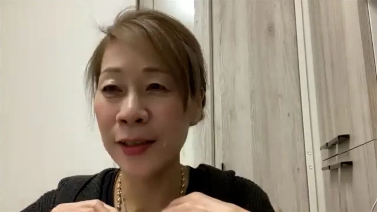 大和田菜穂【Between the Lines】 Naho Owada サイン本