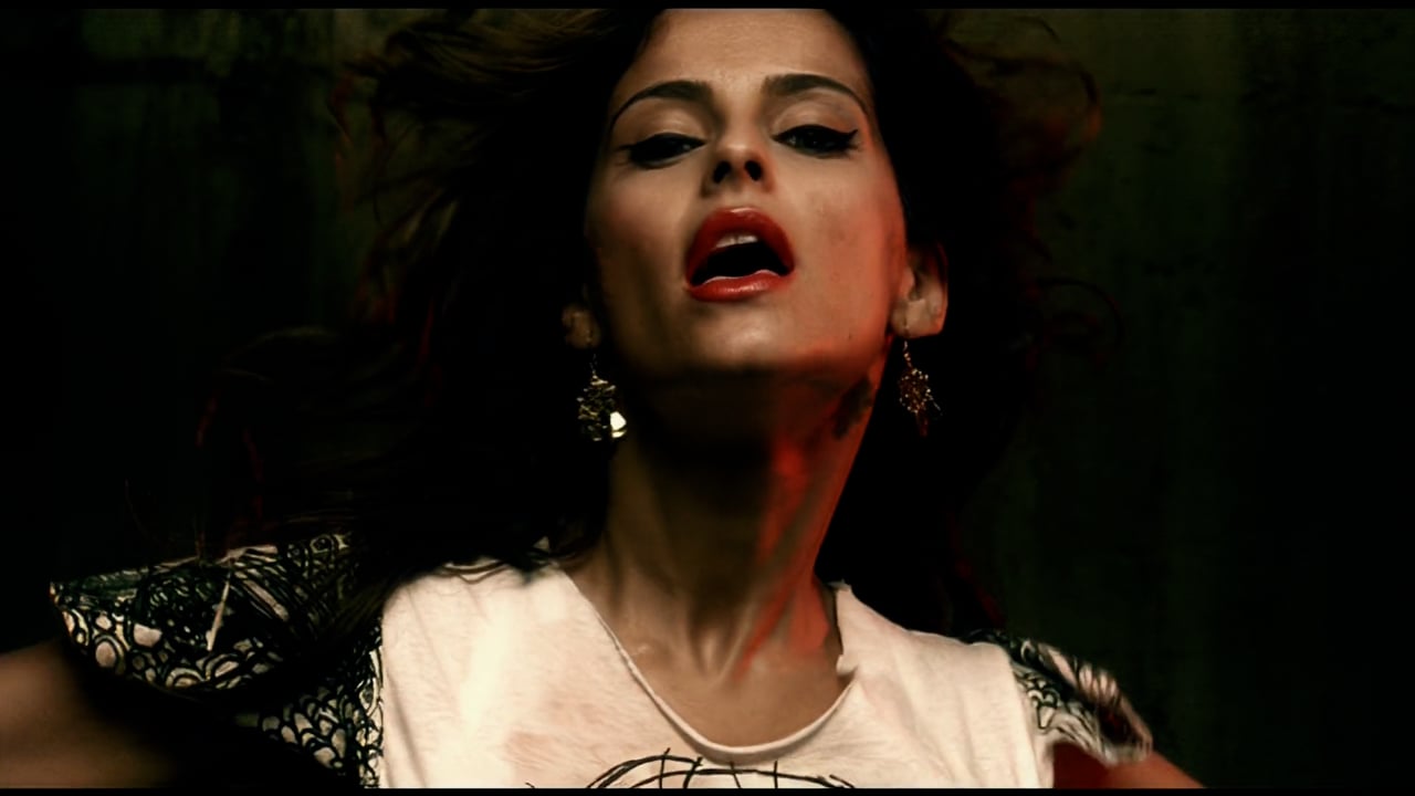 Maneater (US Version)