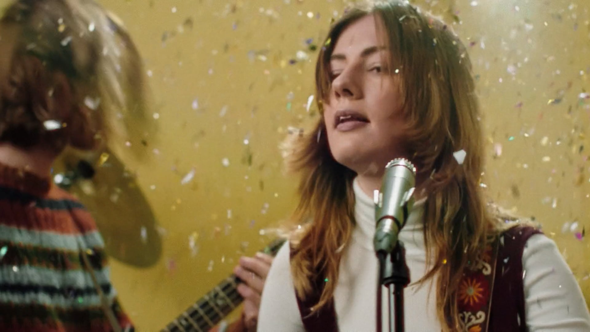 Leyya - Am I Even Real // Musicvideo