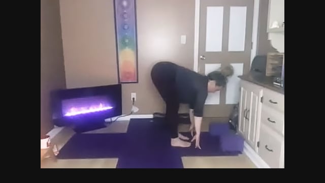Optimal Living Christmas Eve Rejuvenating Sunrise Yoga (2020)
