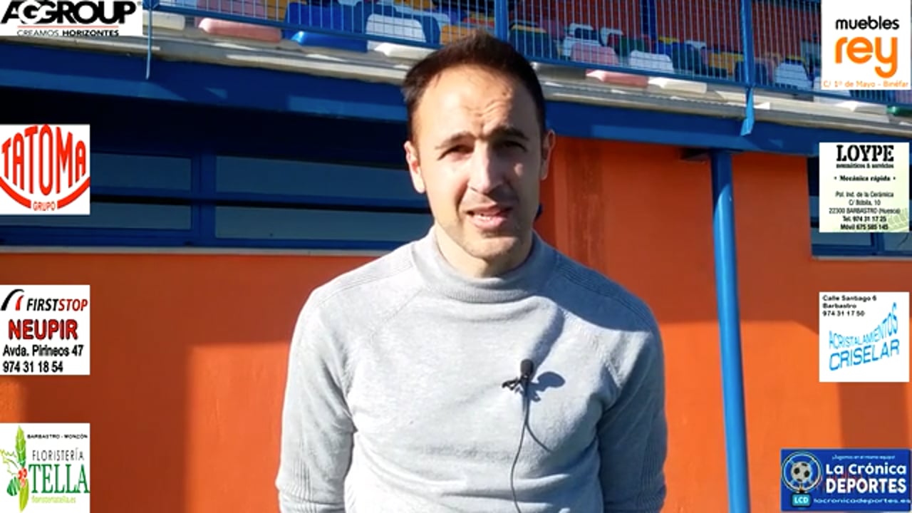 DAVID GIMÉNEZ (Entrenador Binéfar) CD Binéfar 1-1 UD Barbastro / J 17 / 3ª División