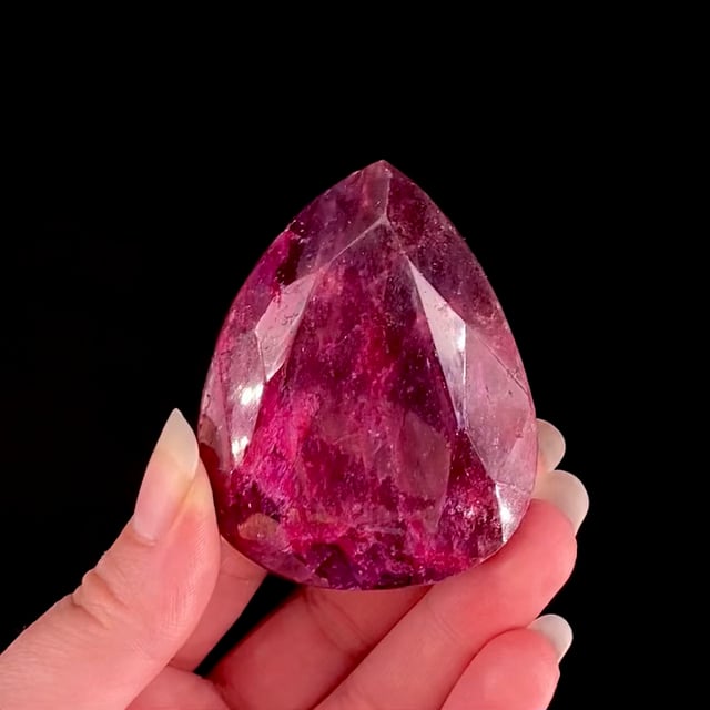 Ruby (large faceted stone)