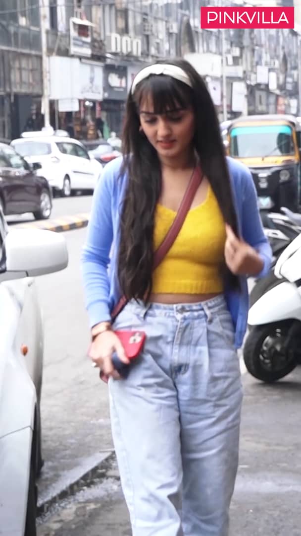 TV ACTRESS TANYA SHARMA SPOTTED AT NAIL ART STUDIO LOKHANDWALA on Vimeo