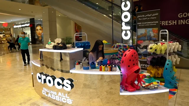 Crocs al store kout mall