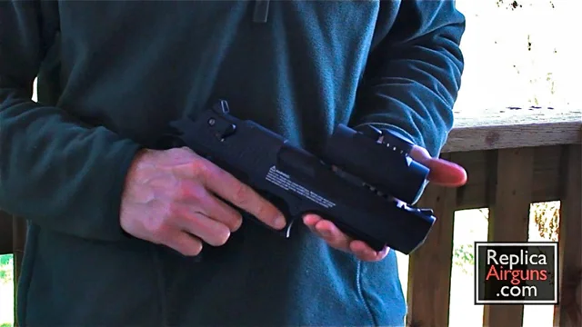 Umarex T4E TR50 .50 Caliber Paintball Revolver Table Top Review on Vimeo