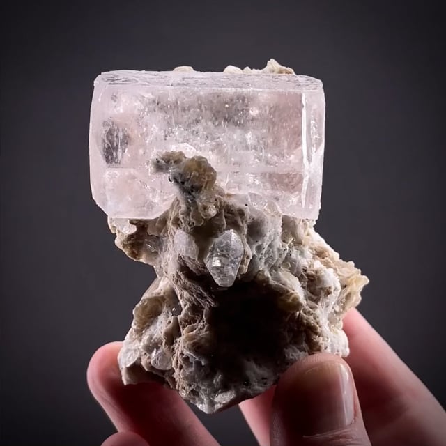 unique Beryl var. Morganite with Topaz and Albite ex Obodda