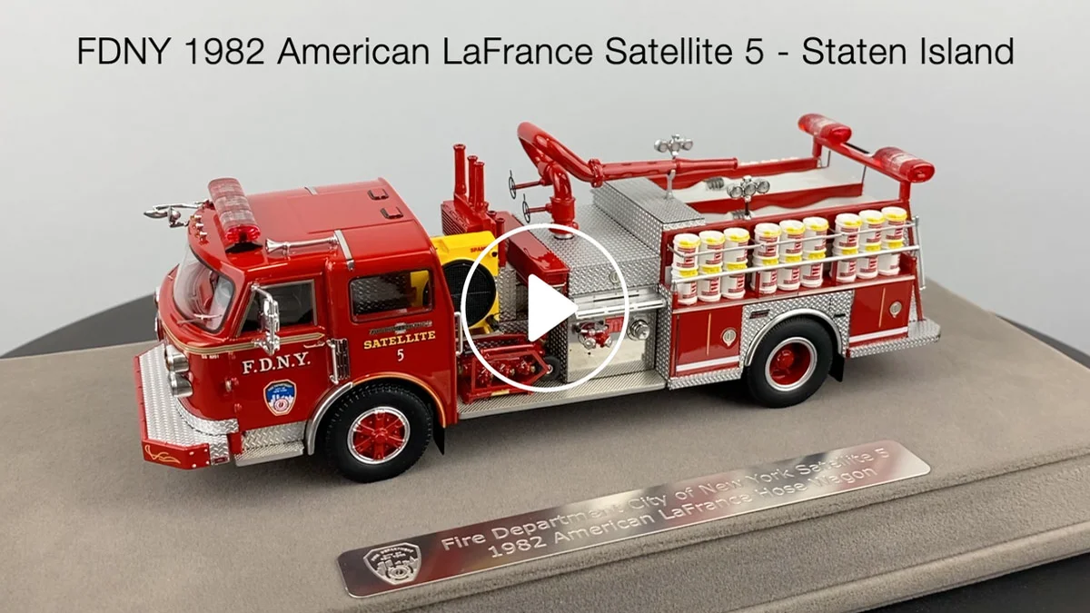 Fire Replicas FDNY 1982 American LaFrance Satellite 5 - Staten Island