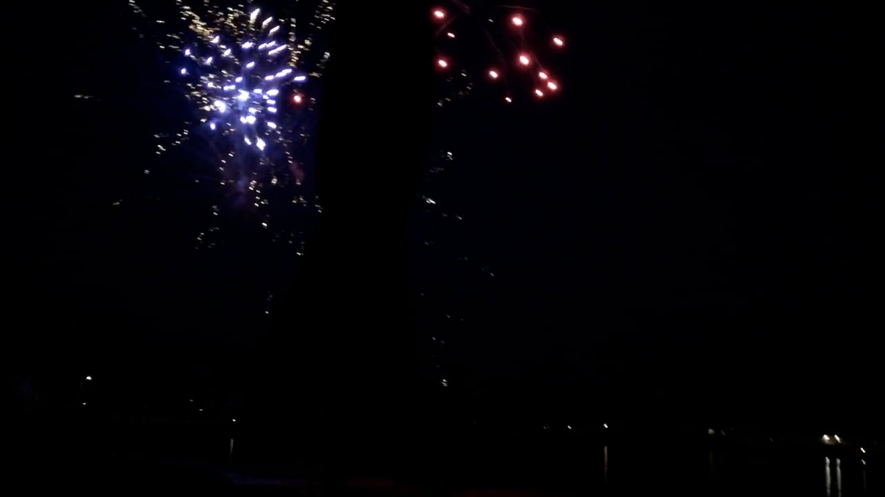 Saybrook Fireworks 2015.mp4 on Vimeo