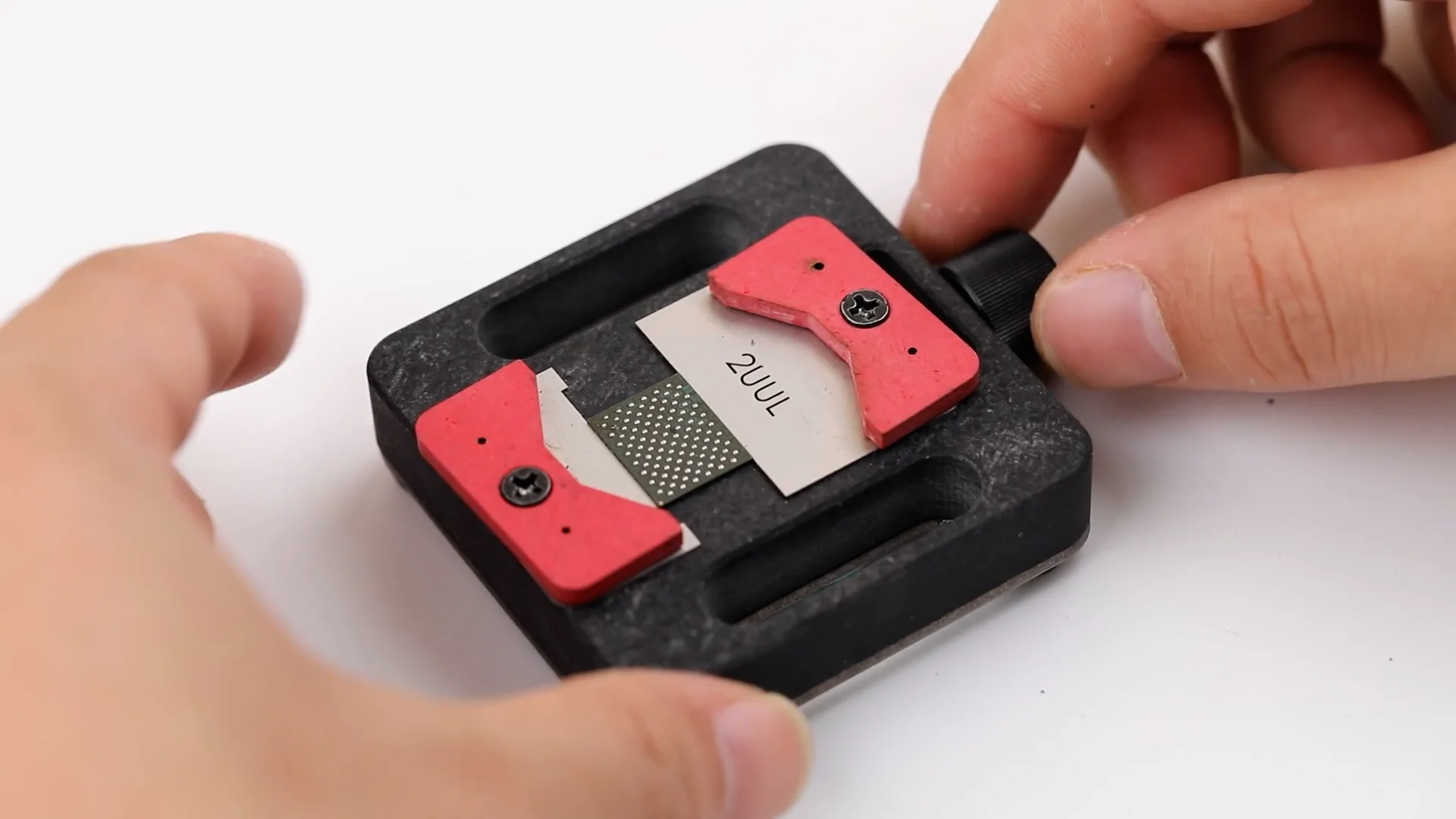 2UUL BH02 Mini Jig for Phone Board & Chip 2UUL BH02 Mini Jig for Phone Board & Chip