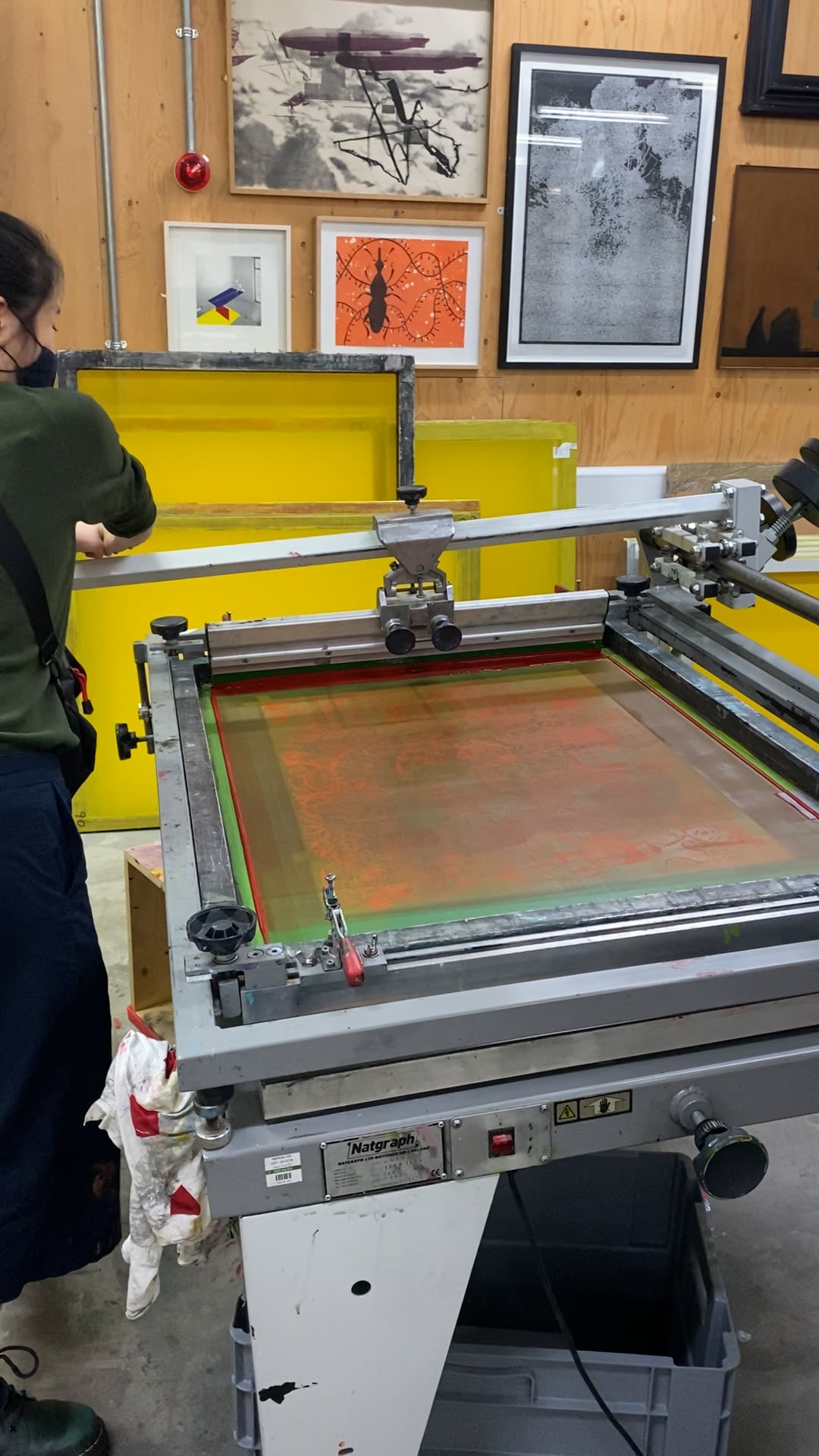 Final screen print process on Vimeo