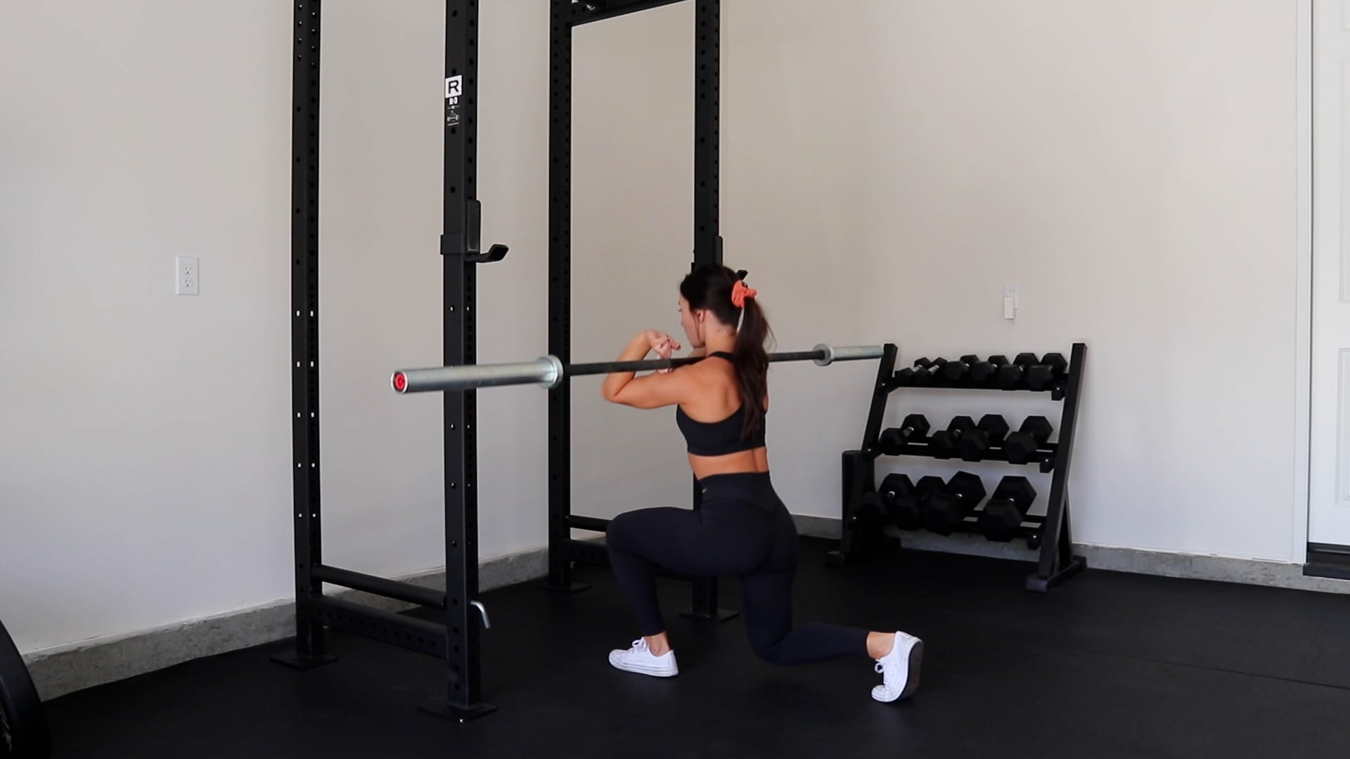 BB Front Rack Stationary Lunges on Vimeo