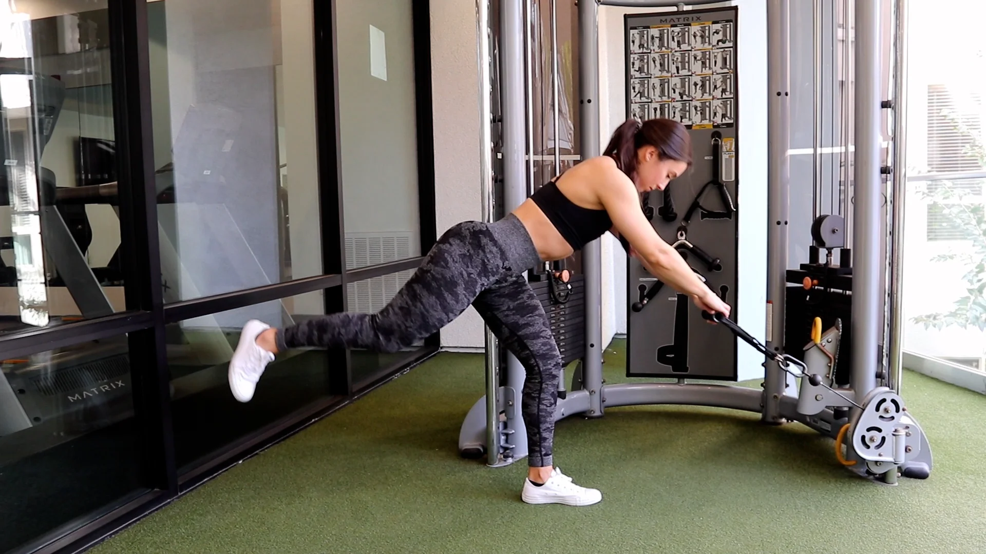 cable single leg RDL on Vimeo