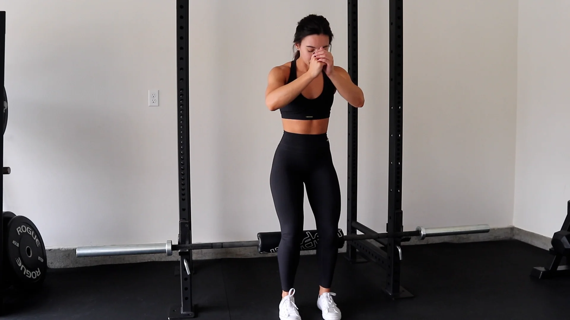 KNEELING SISSY SQUATS on Vimeo