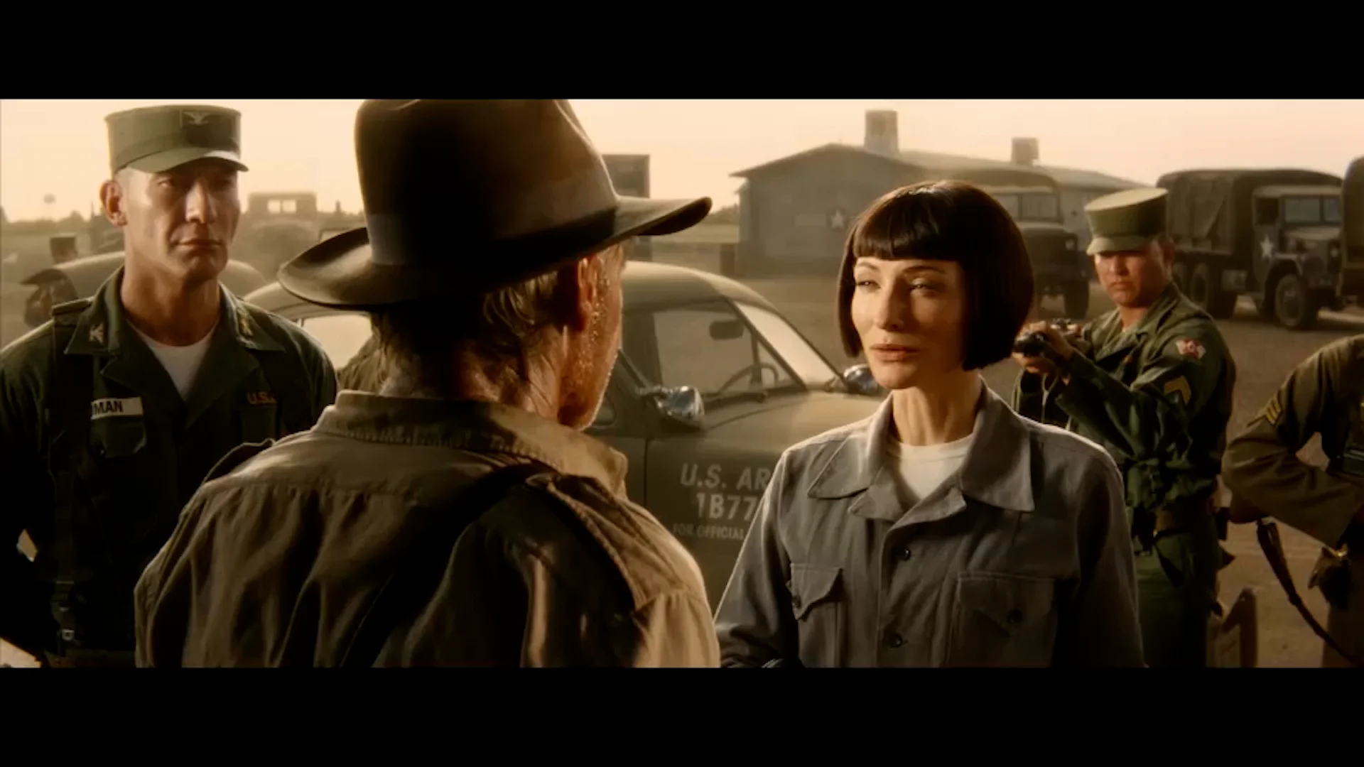 индиана джонс хрустальный череп. индиана джонс и королевство хрустального черепа 2008. харрисон форд королевство хрустального. королевство хрустального черепа (2008). 4 джонс.