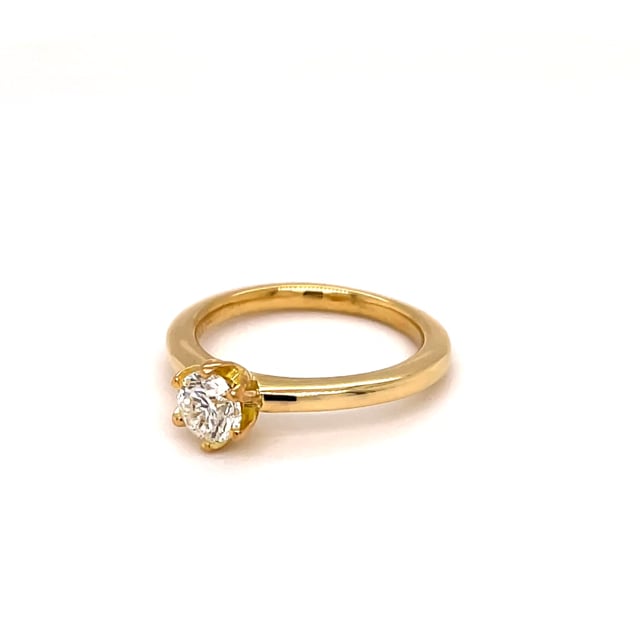 0.90 karaat solitaire ring in geel goud met ronde diamant