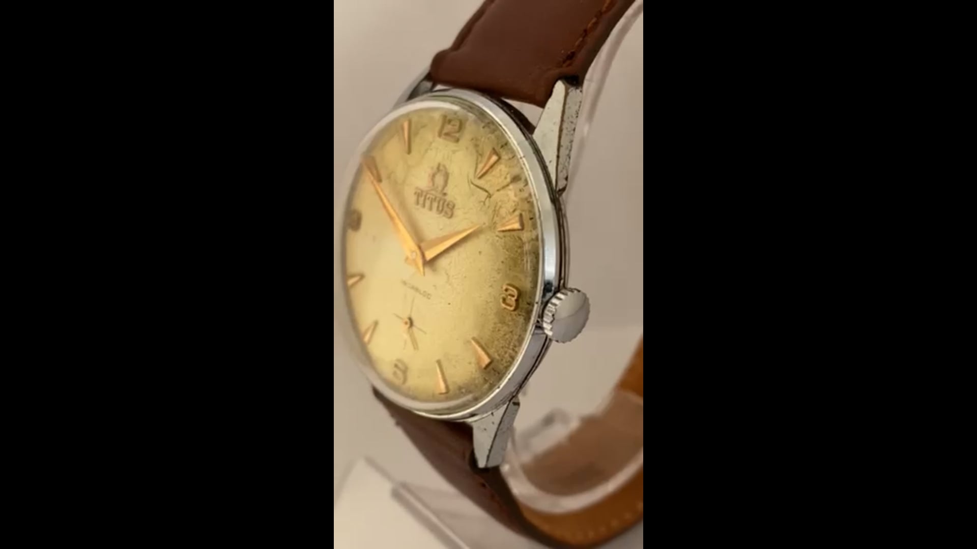 1960s Vintage Solvil Et Titus Genève Watch For Sale at
