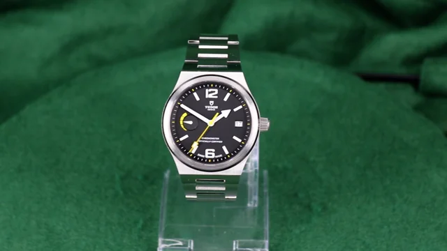 Tudor north flag online pre owned