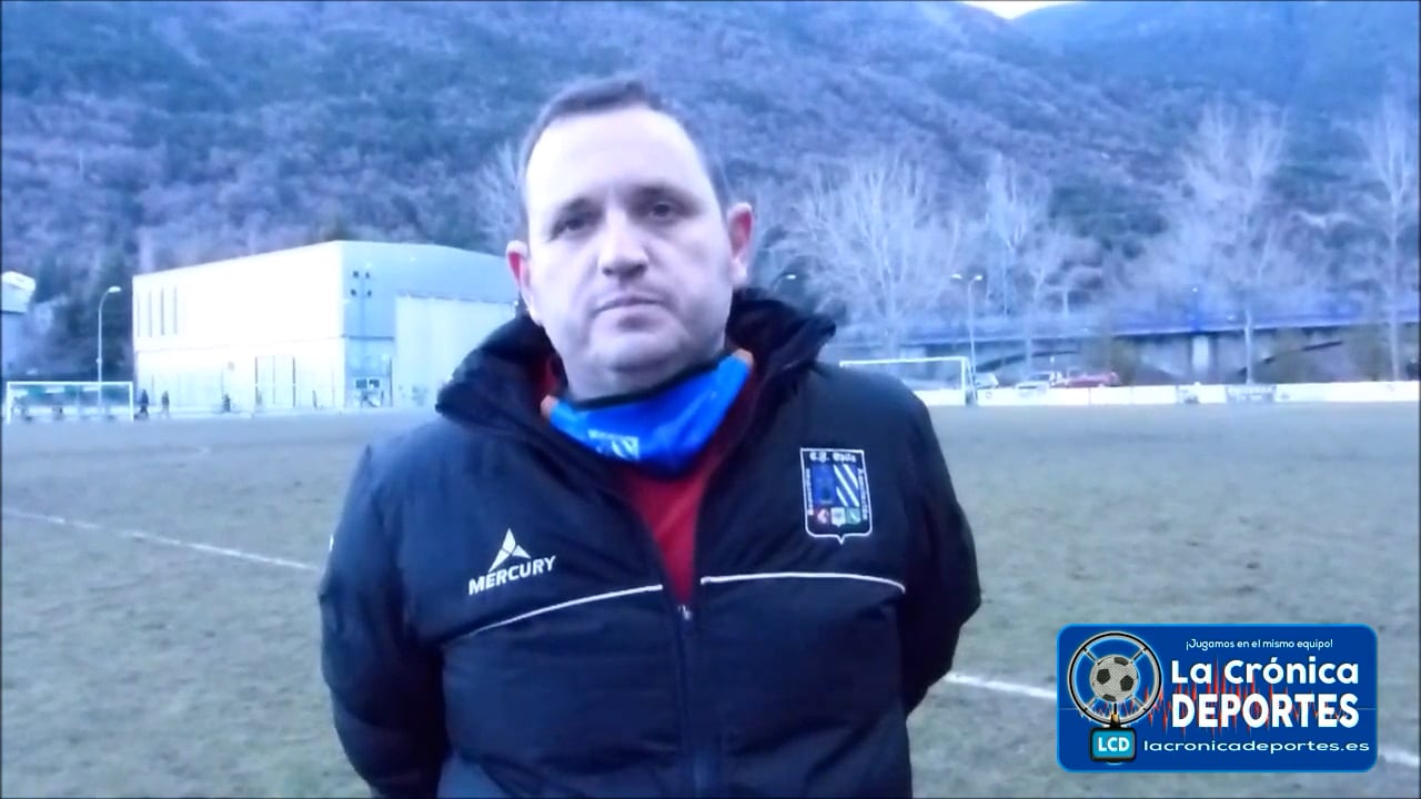 JUAN GONZÁLEZ (Entrenador Épila) UD Biescas 0-1 CF Épila / J 20 / 3ª División / Fuente Facebook Deporte Cantera