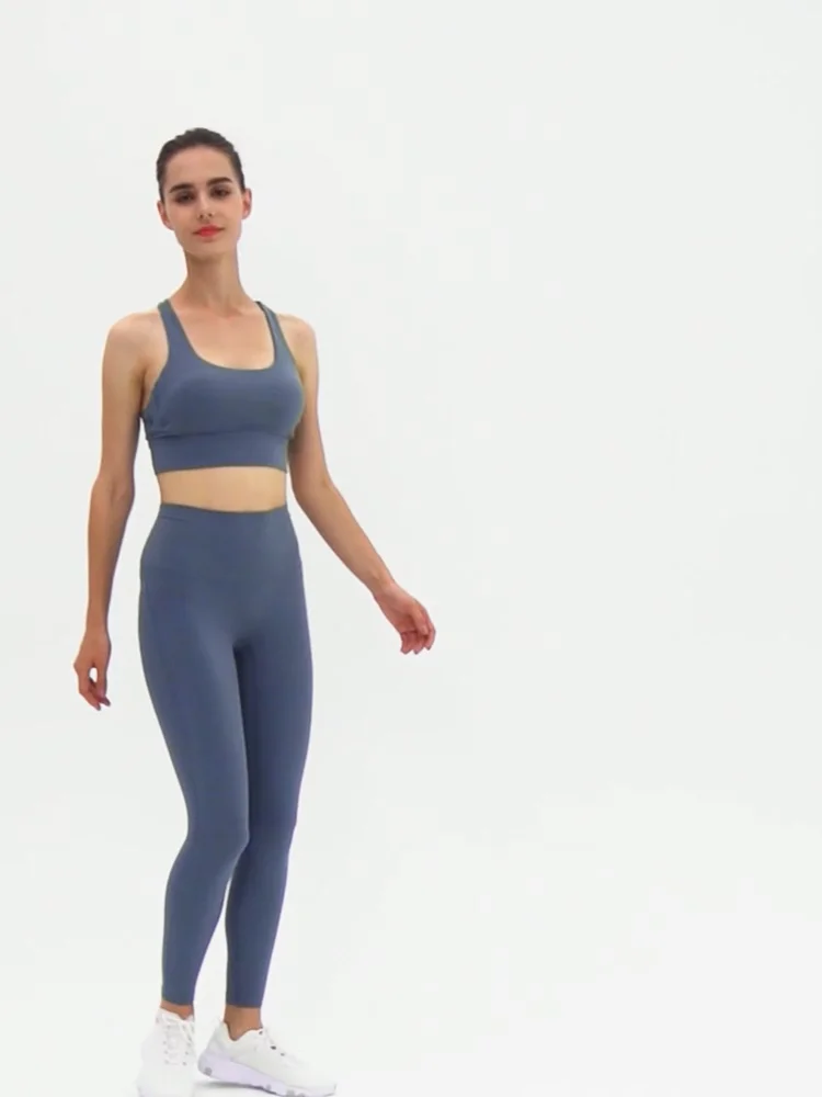 High Rise Stretchy Shaping Naked Sports Yoga Capri Leggings Without Front  Seam on Vimeo