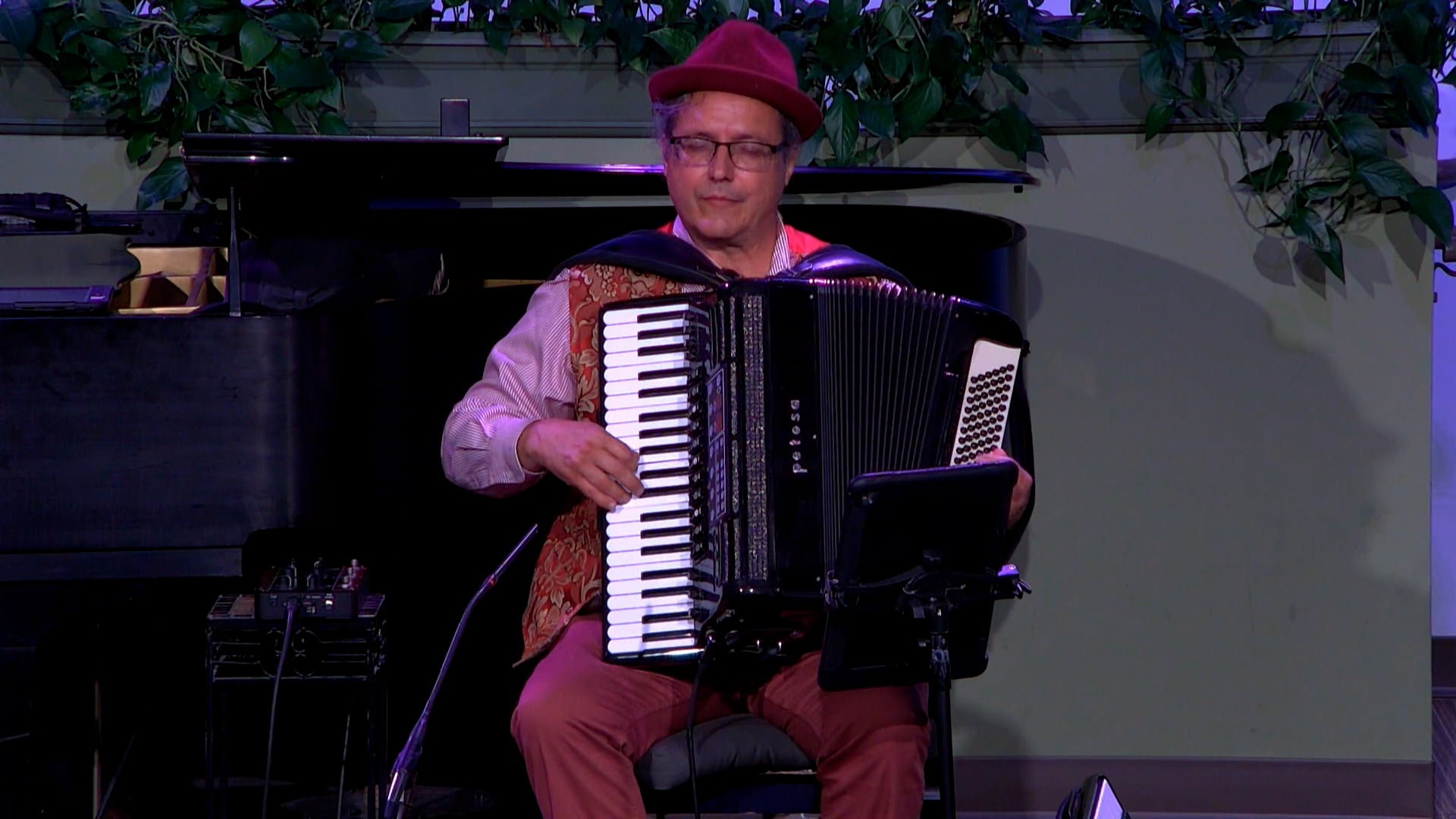 Promotional video thumbnail 3 for International Concert Accordionist