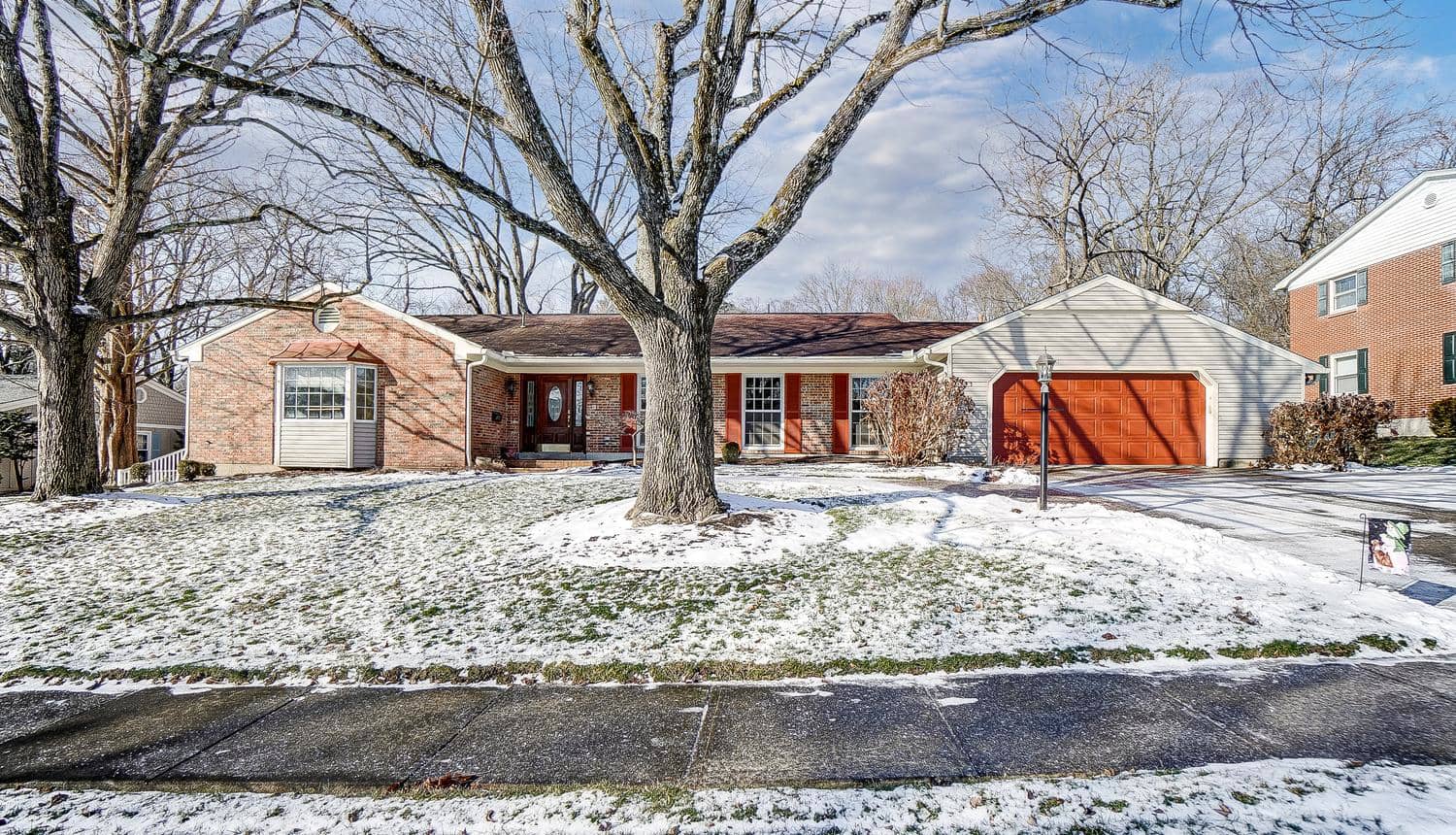 5025 Jameswood Circle Dayton OH 45429 on Vimeo