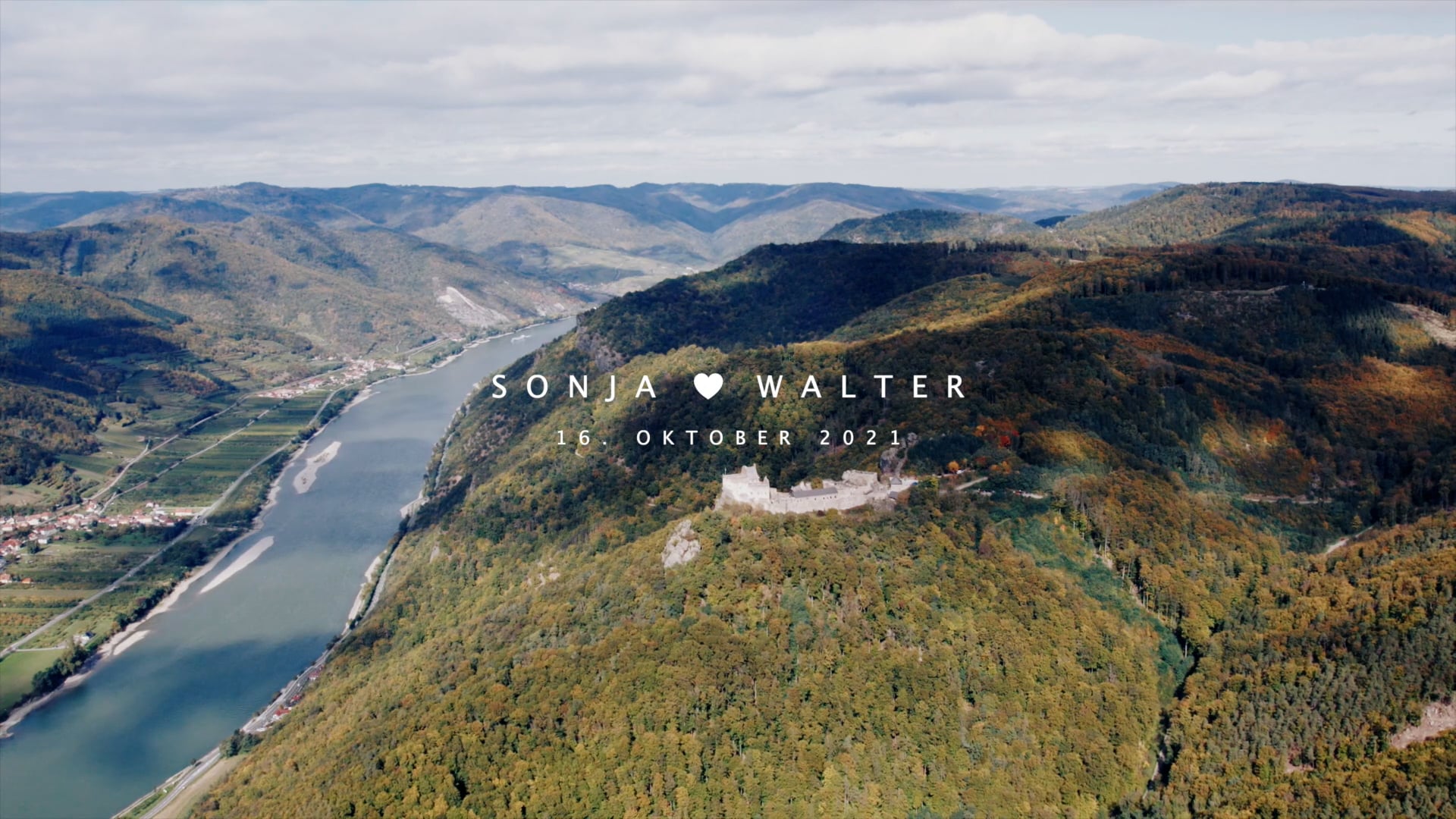 Epische Hochzeit auf der Burgruine Aggstein