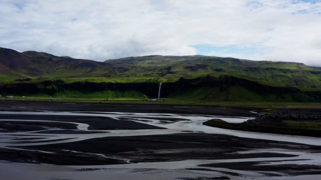 Icelandic rivers and landscape.