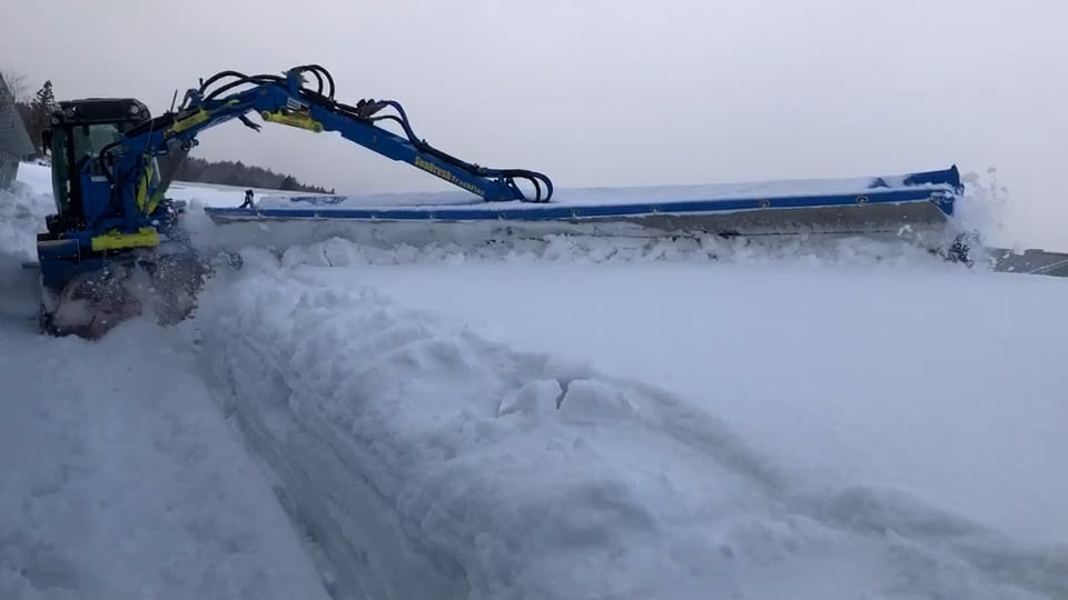 Snow Kit w/ SnowBlower Attachment