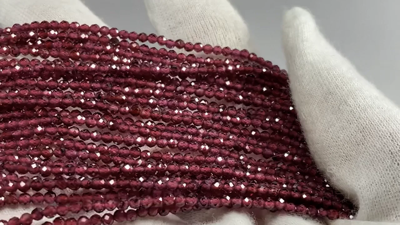 モザンビーク産ガーネット 極小ラウンドカット2mm ｜天然石ビーズの卸