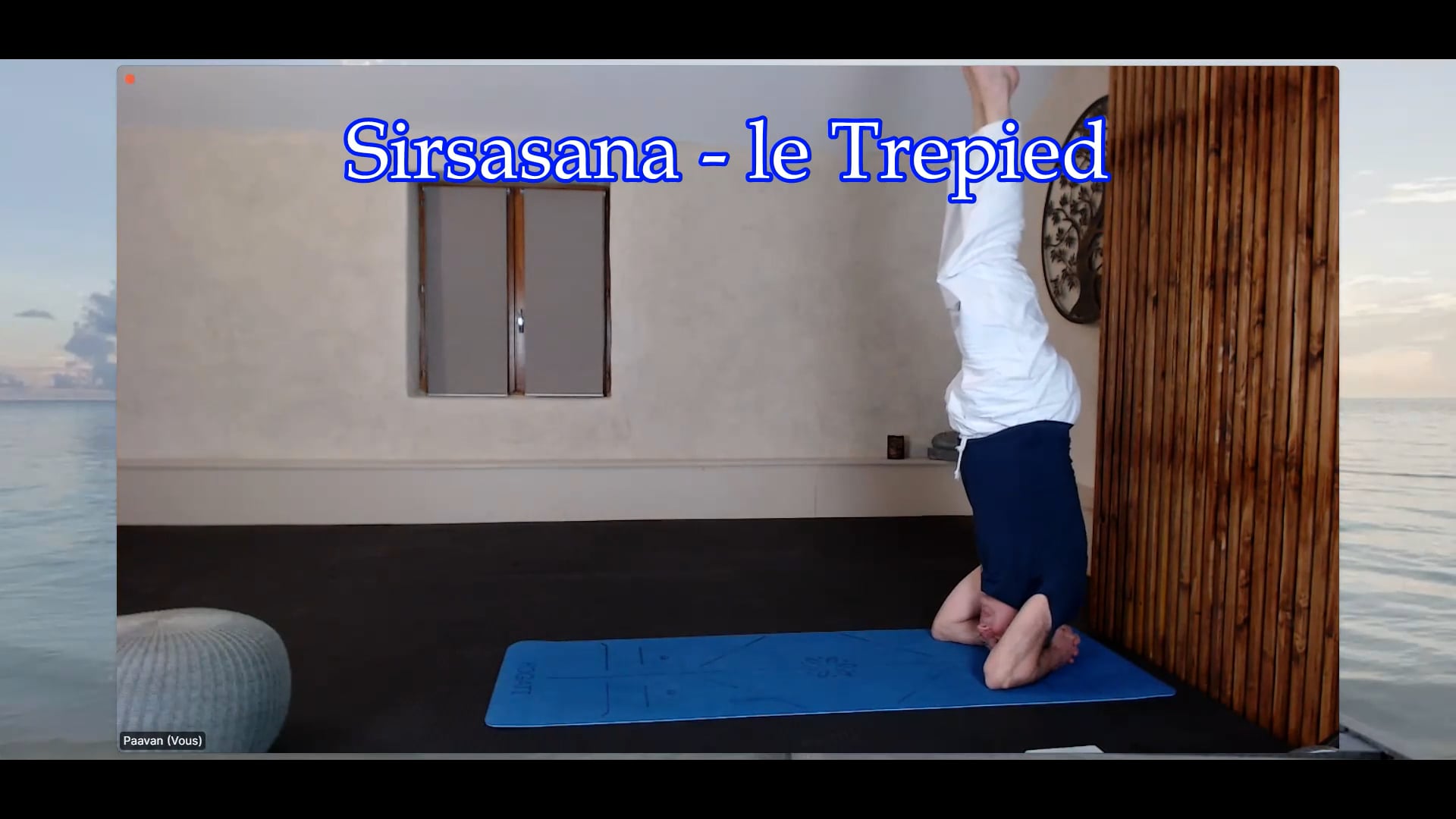 Le Trepied - Sirsasana