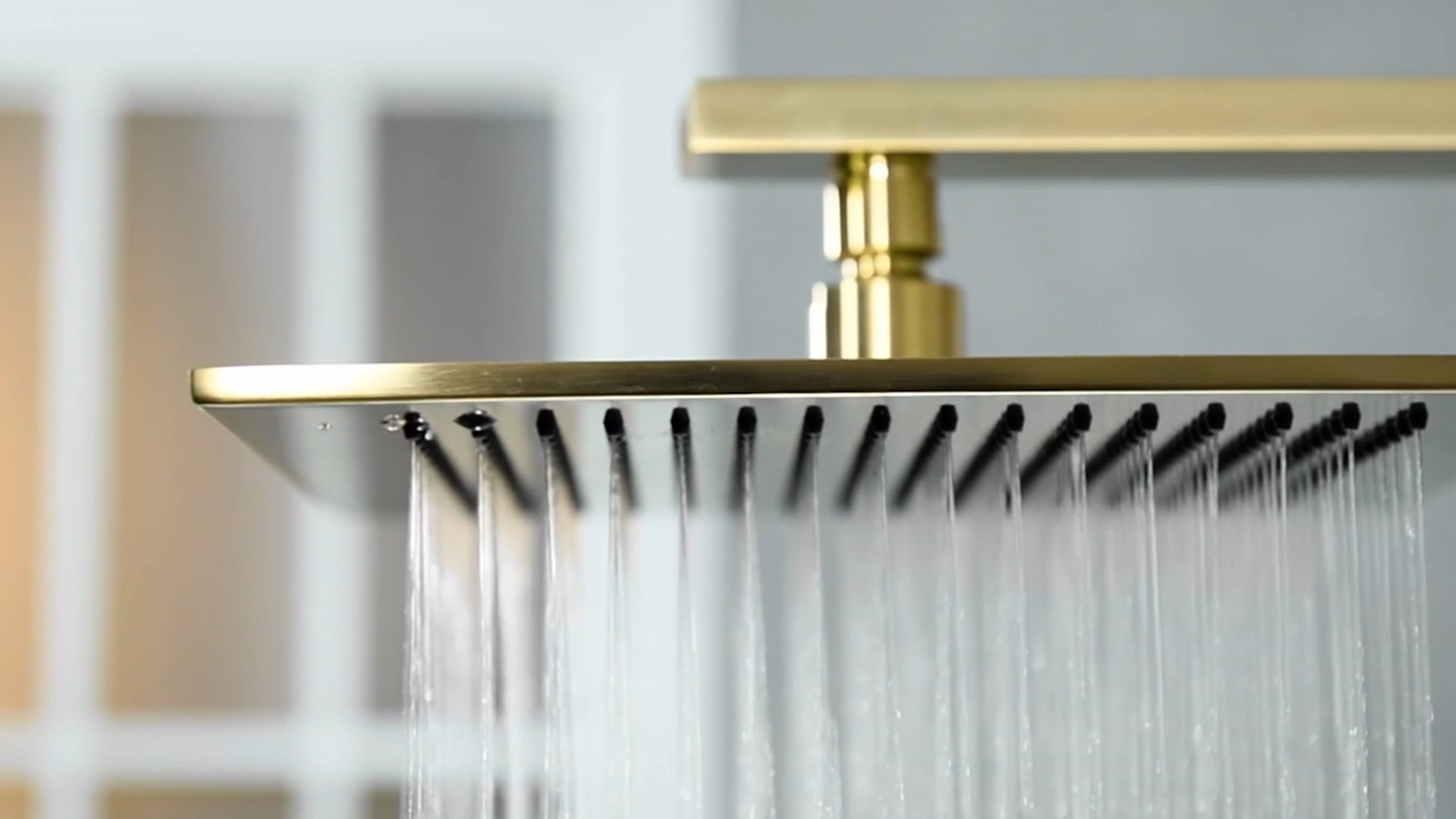 luxury bathroom sink faucets