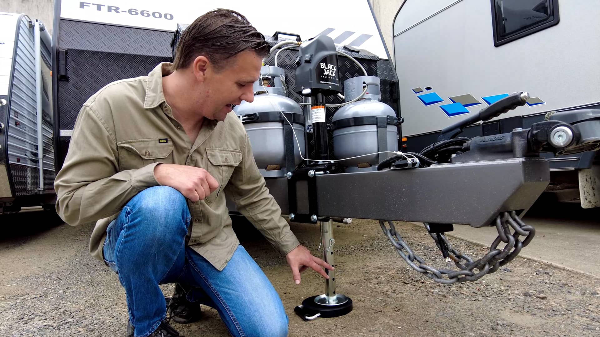 Watch the Black Jack Trailer Jack with NEW Folding Foot on Vimeo