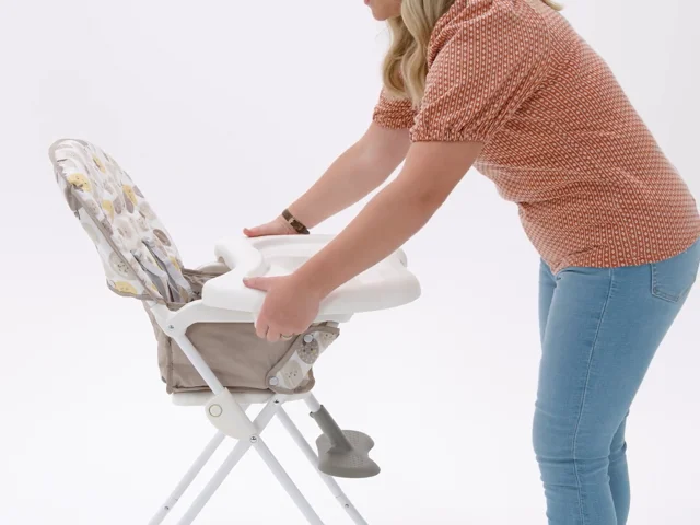 Graco snack n discount stow highchair review