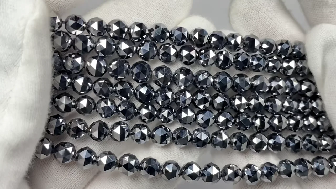 高純度テラヘルツ鉱石 トライアングルラウンドカット6mm 1連｜天然石