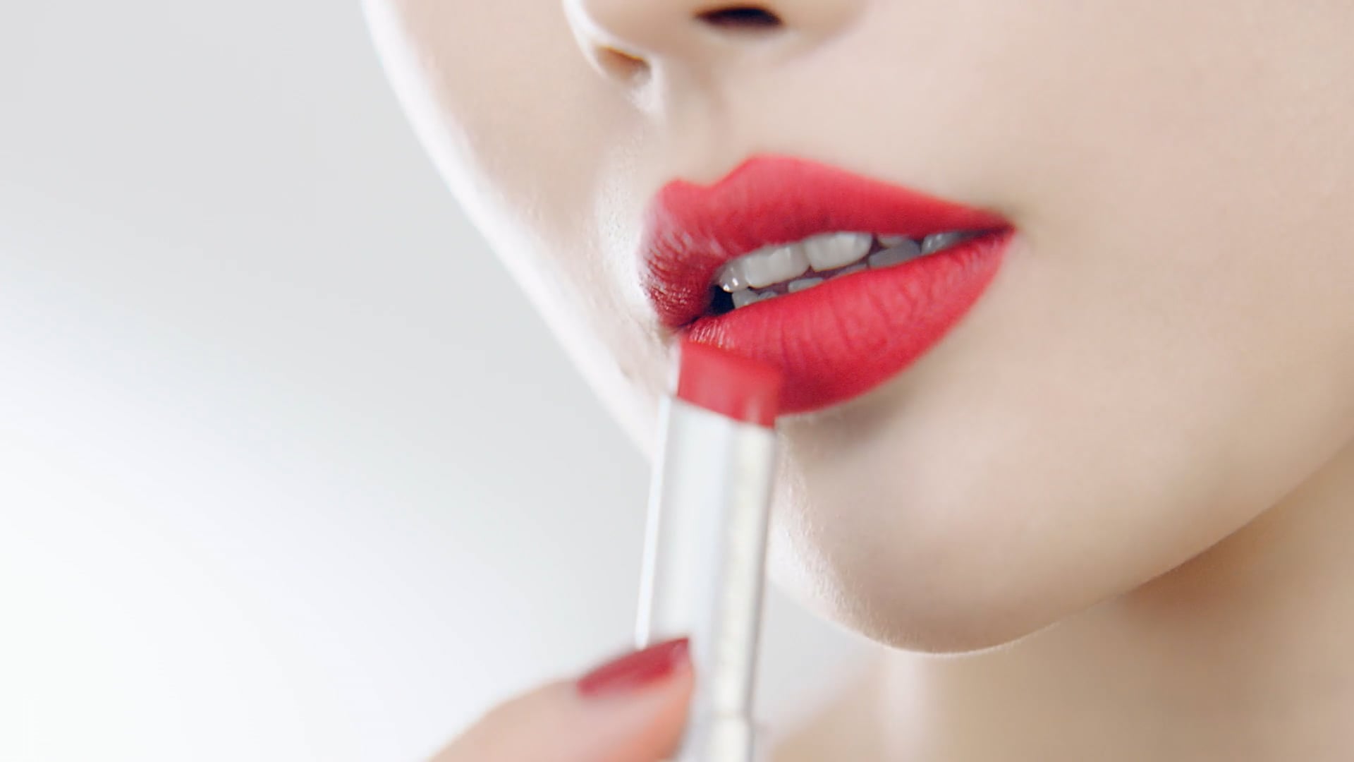 Shu Uemura "Red Expert Risabae"