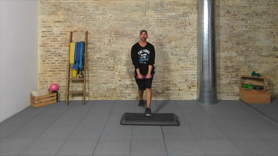 Tonifica bailando en el step (II)